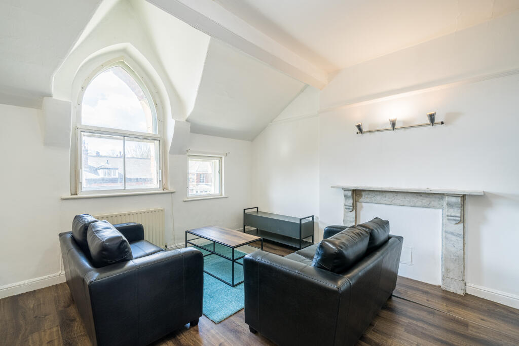 Main image of property: Flat 5, 16 Clarendon Road, LS2 9NN