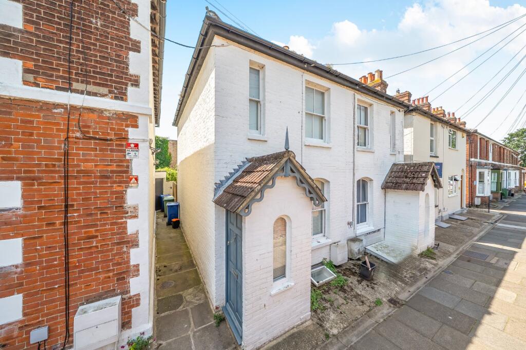 Main image of property: Cross Lane, Faversham, Kent, ME13