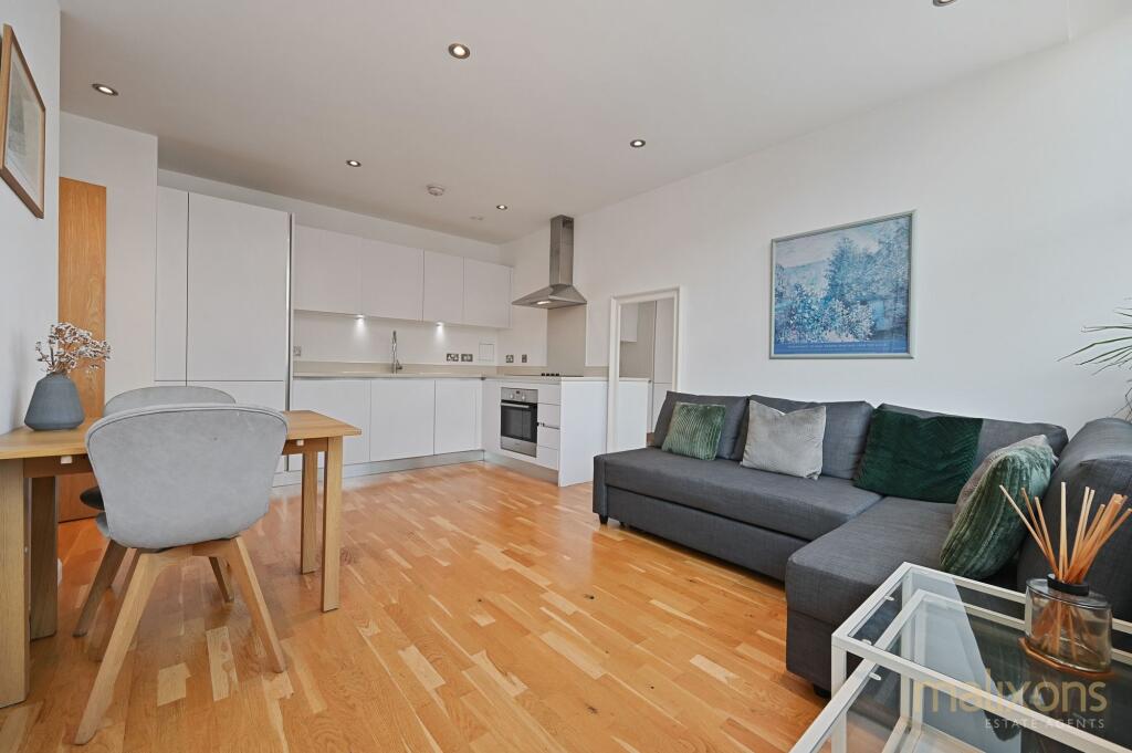 Main image of property: Streatham High Road, Norwich House, SW16
