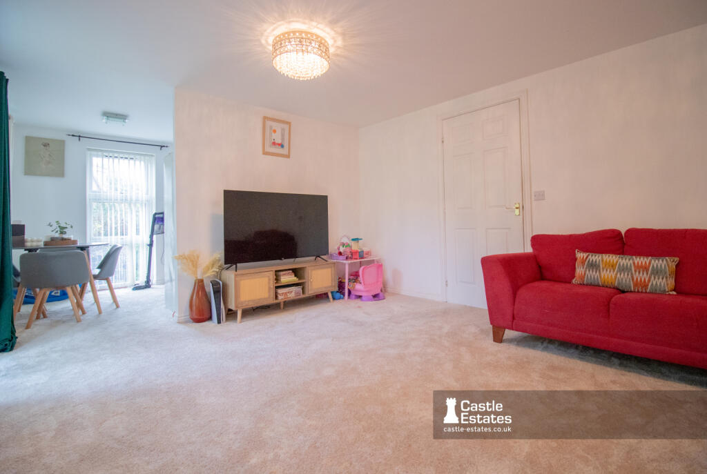 Main image of property: Templars Court, NOTTINGHAM, NG7 3GT