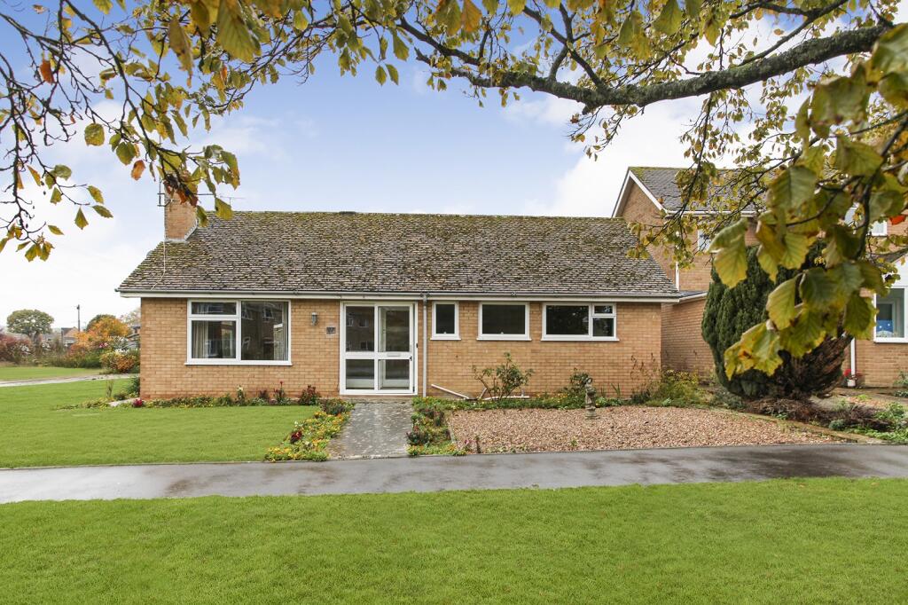 Main image of property: Fosseway Avenue, Moreton-in-Marsh, Gloucestershire. GL56 0EB