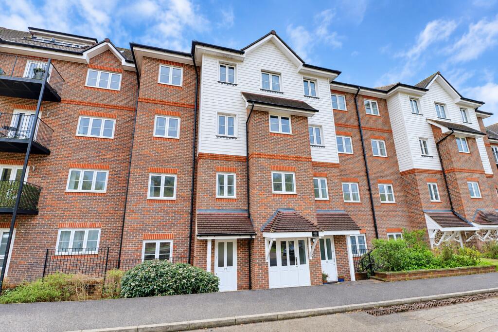 Main image of property: Freer Crescent, High Wycombe, Buckinghamshire, HP13