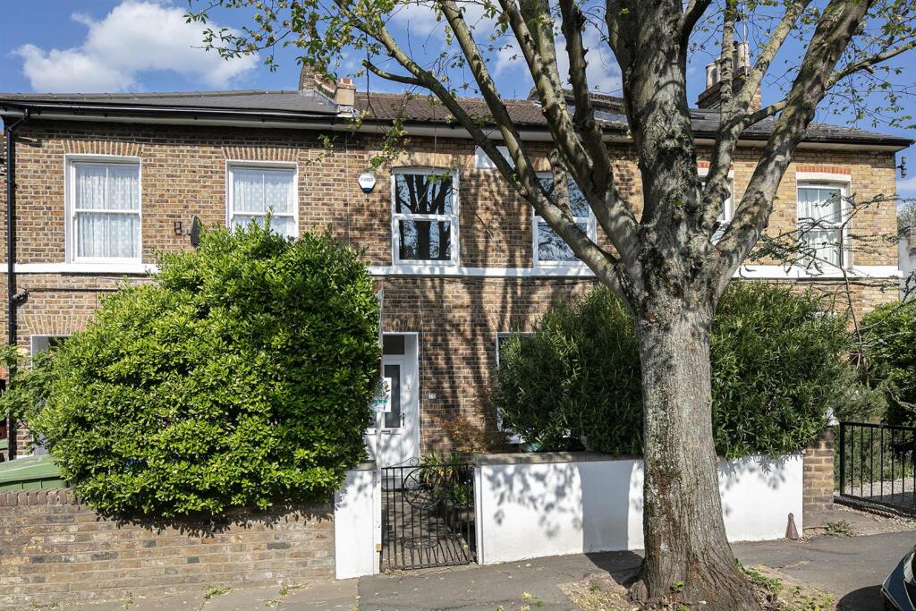 Main image of property: Nunhead Grove, Nunhead, SE15