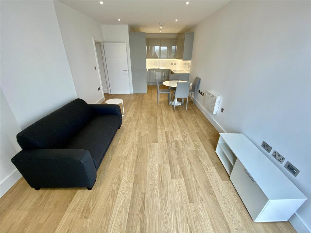 Main image of property: 118 Pershore Street, Pershore Street, Birmingham, B5