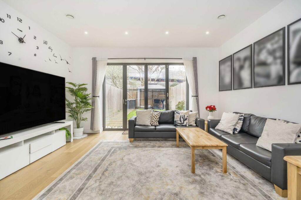 Main image of property: Caird Street, North Kensington