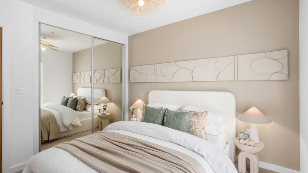 Main image of property: 51 Flagstaff Road, Reading,
RG2 6BW