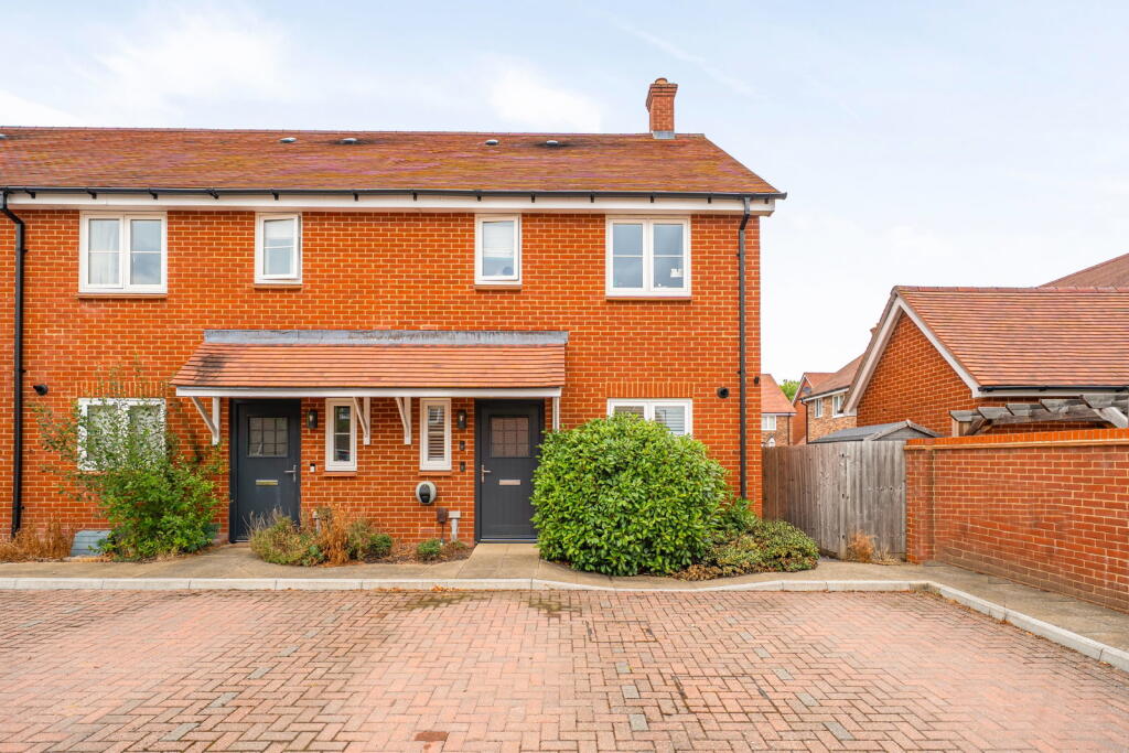 Main image of property: Fishbourne Gardens, Chineham RG24 8BS