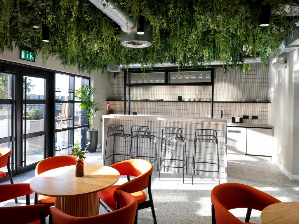 Top Floor Entertaining Space