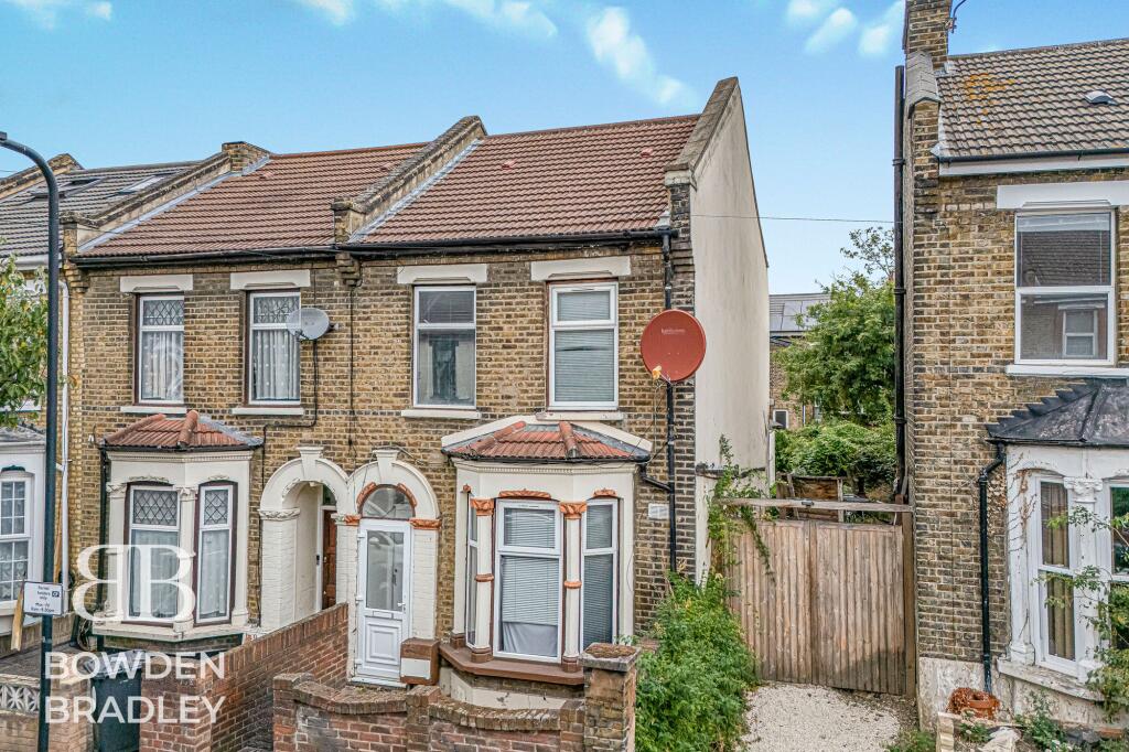 Main image of property: Leslie Road, London, E11