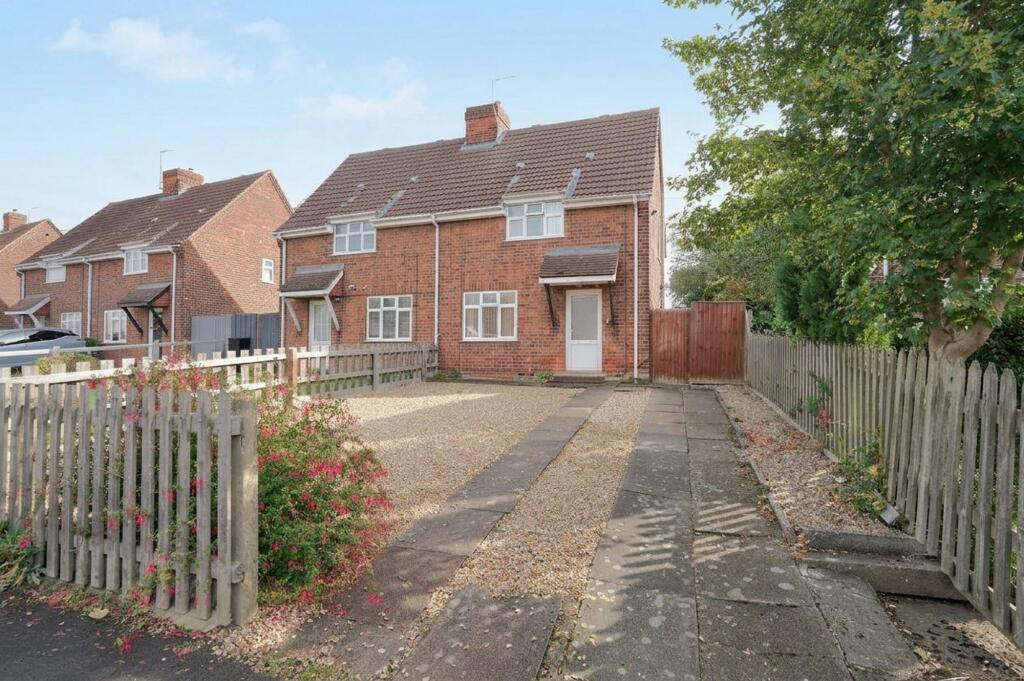 Main image of property: Fairway, Waltham, DN37
