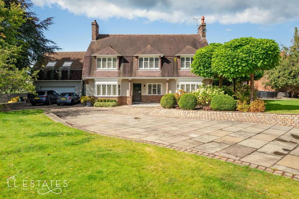 Main image of property: Fforddlas, Prestatyn, Denbighshire, LL19