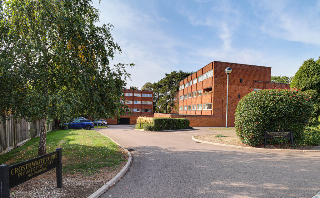 Main image of property: Crosthwaite Court, Harpenden, Hertfordshire, AL5