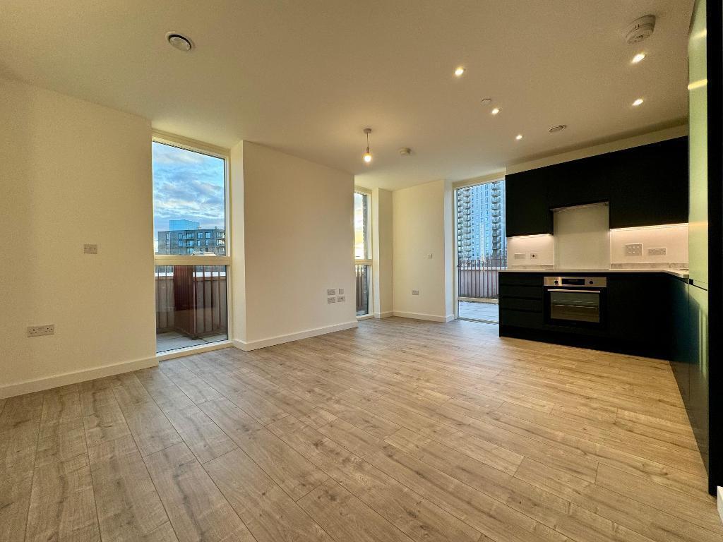 Main image of property: 4 Munton, Elephant & Castle, London, SE17 1PR