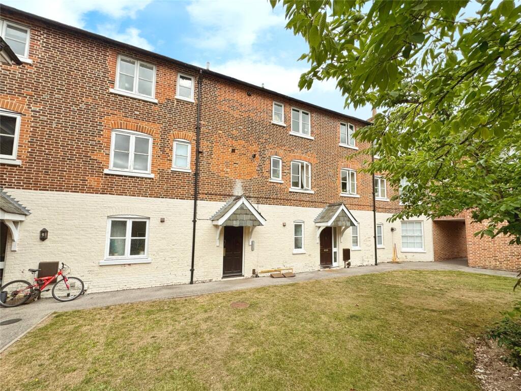 Main image of property: Junction Road, Andover, Hampshire, SP10