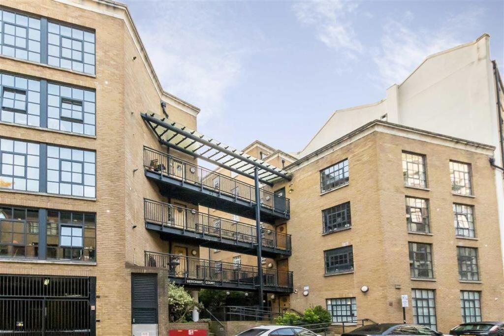 Main image of property: Wapping Wall, Wapping