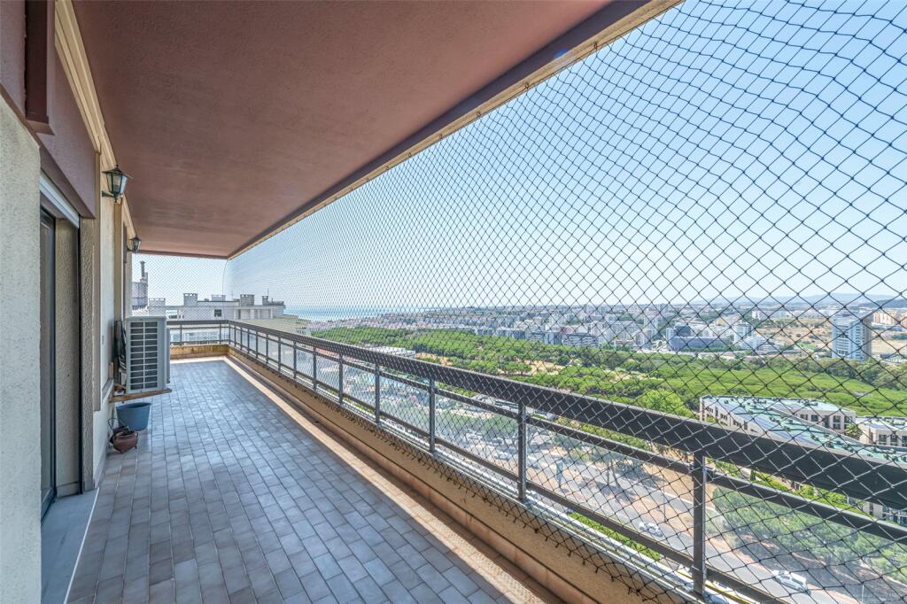Main image of property: Penthouse Restelo, Restelo, Lisboa, Portugal, 1070-034
