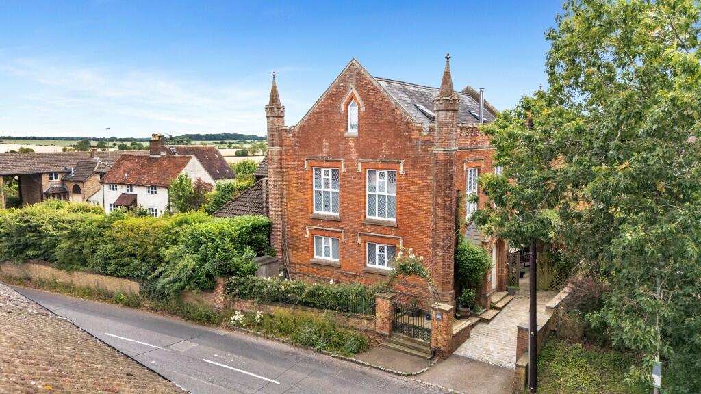 Main image of property: Toddington Road, Tebworth LU7