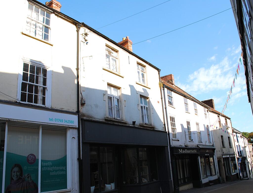 Main image of property: ***2 BEDROOM MAISONETTE TO RENT IN TOWN CENTRE***