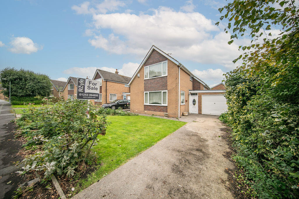 Main image of property: No. 7, Earlsway, Staining, Lancs FY3 0BT