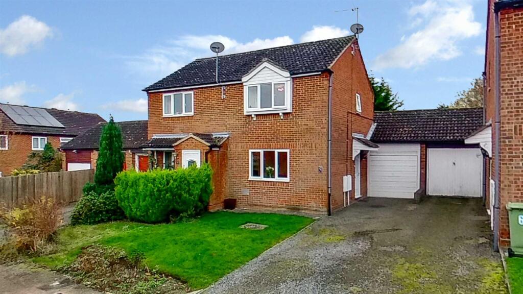 Main image of property: Vyne Crescent, Great Holm