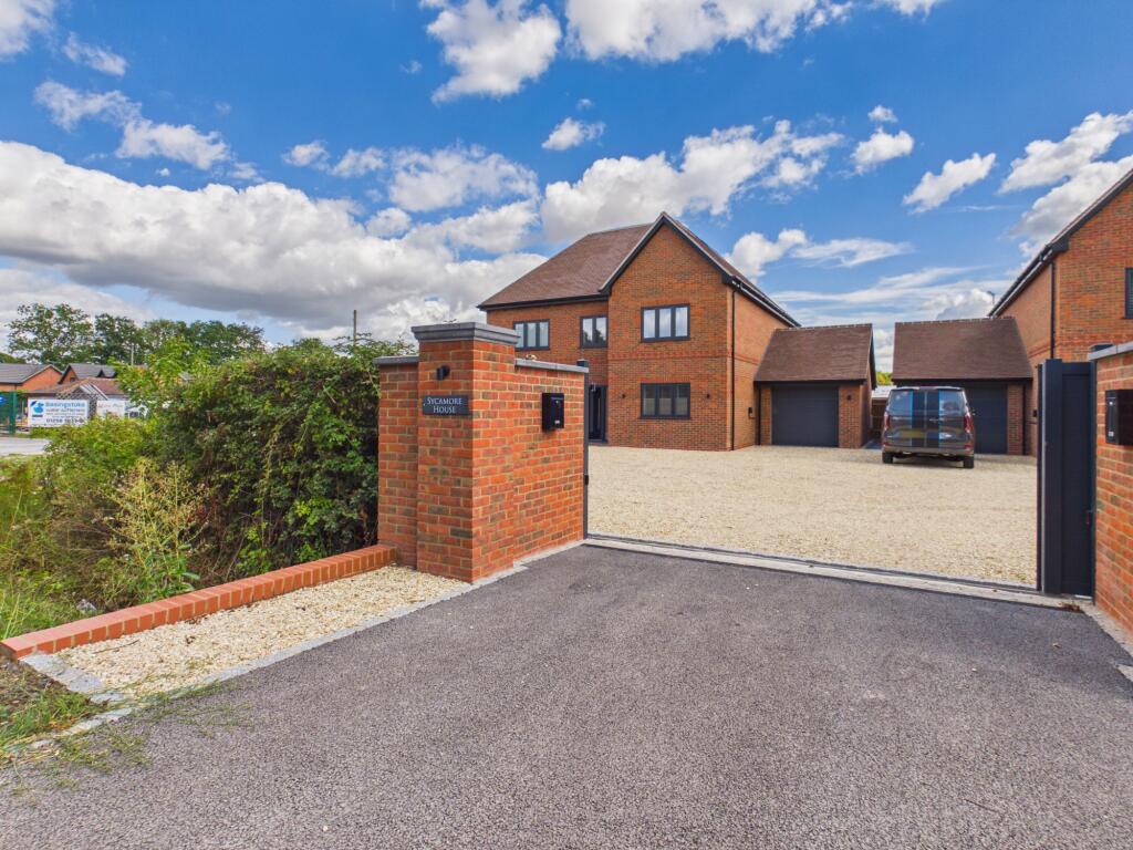 Main image of property: Aldermaston Road, Pamber Green, Tadley, RG26