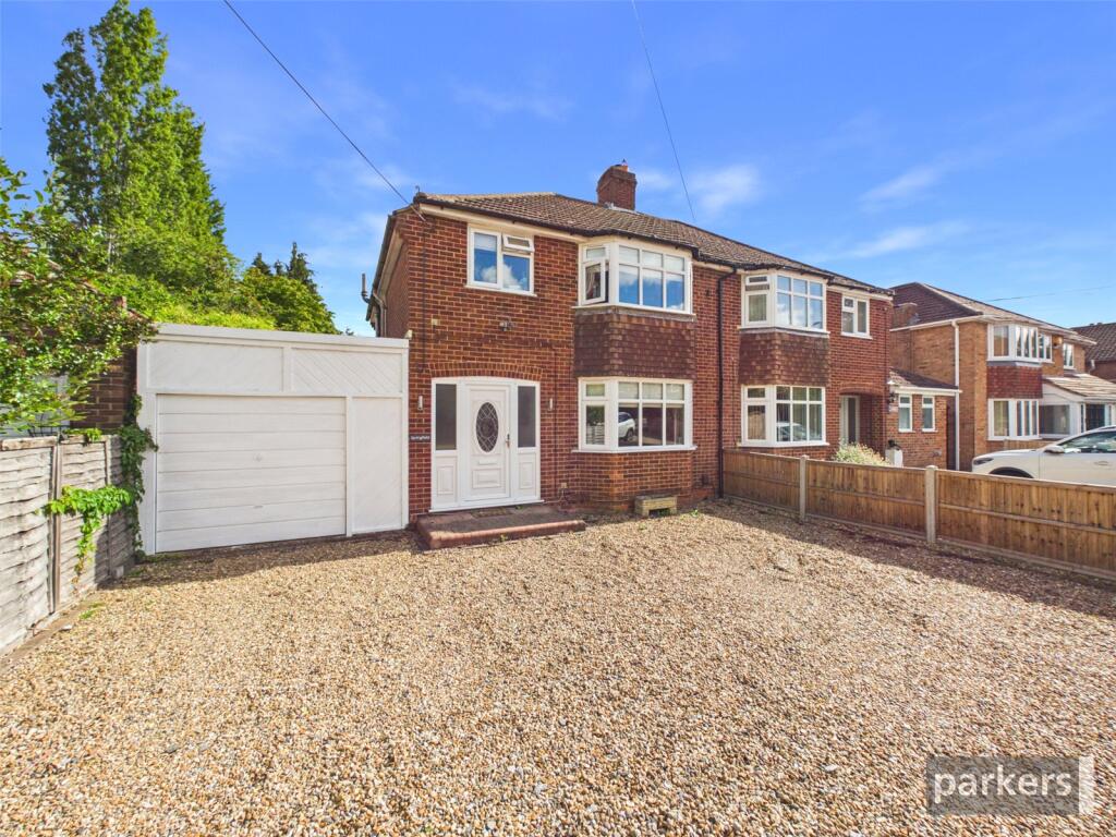 Main image of property: Park Lane, Charvil, Reading, Berkshire, RG10