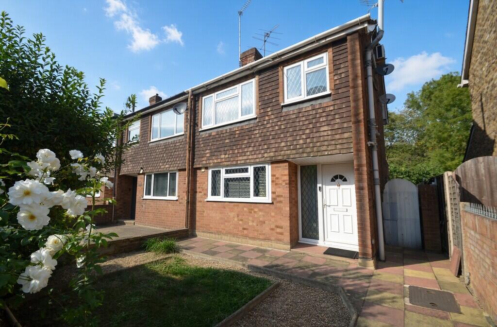 Main image of property: London Road, Staines-upon-Thames