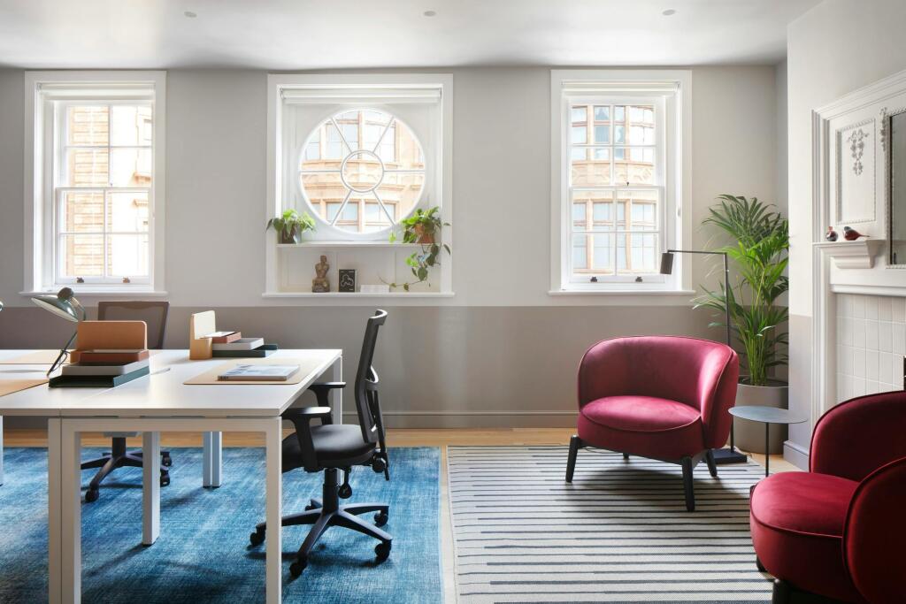 12 Hans Rd office 3.JPG