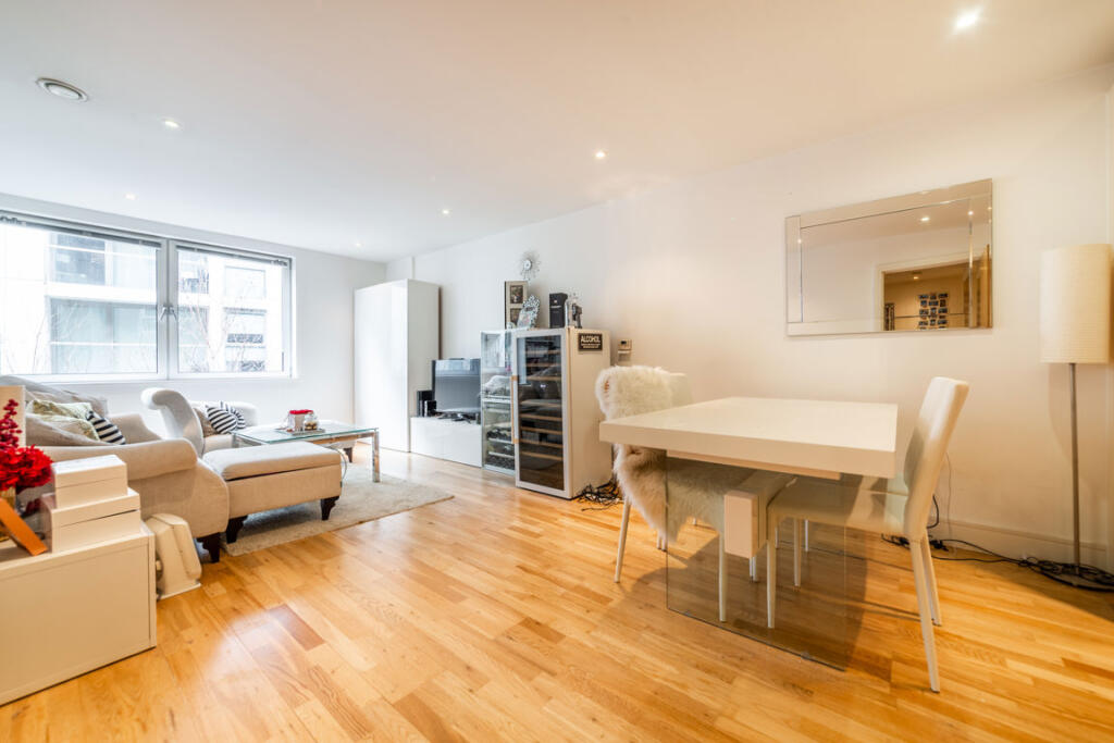 Main image of property: Indescon Square, Canary Wharf