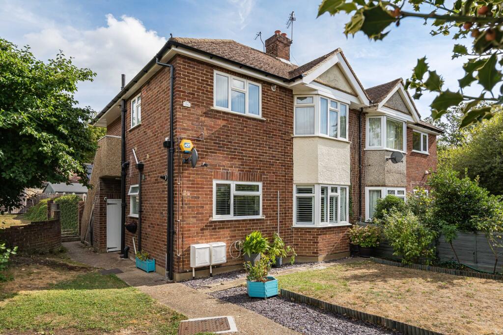 Main image of property: Ryebridge Close, Leatherhead, KT22