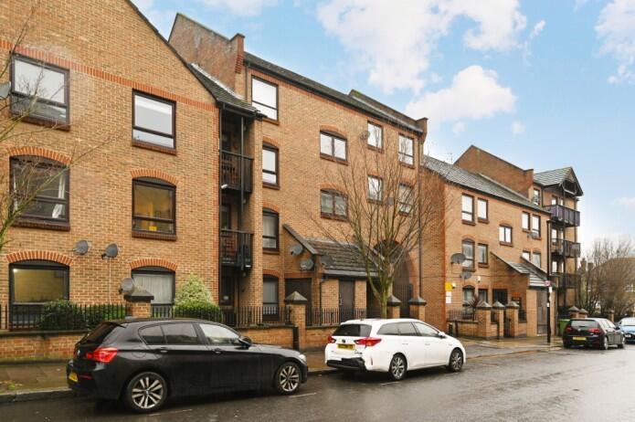 Main image of property: Ferry Street, London, London, E14
