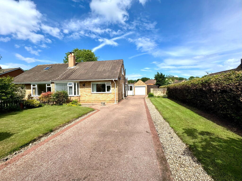 Main image of property: Greenacre Close