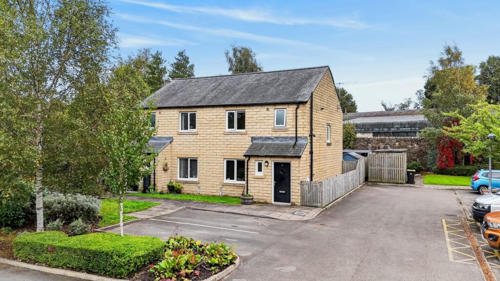 Main image of property: Strands Farm Lane, Hornby, Lancaster, LA2