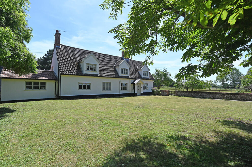 Main image of property: SUFFOLK, Stowupland, Near Stowmarket   EQUESTRIAN, LIFESTYLE, FARMHOUSE