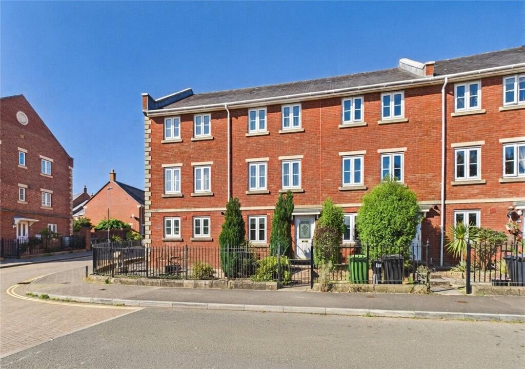 Main image of property: Royal Crescent, Exeter, Devon, EX2