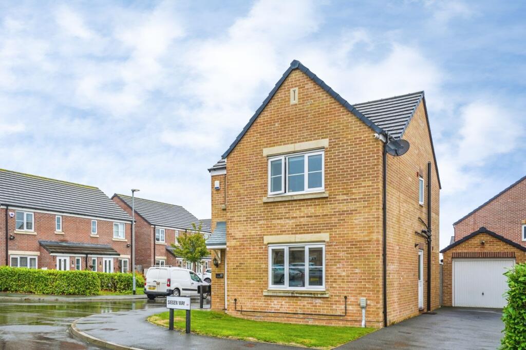 Main image of property: Scatcherd Drive, Leeds, LS27