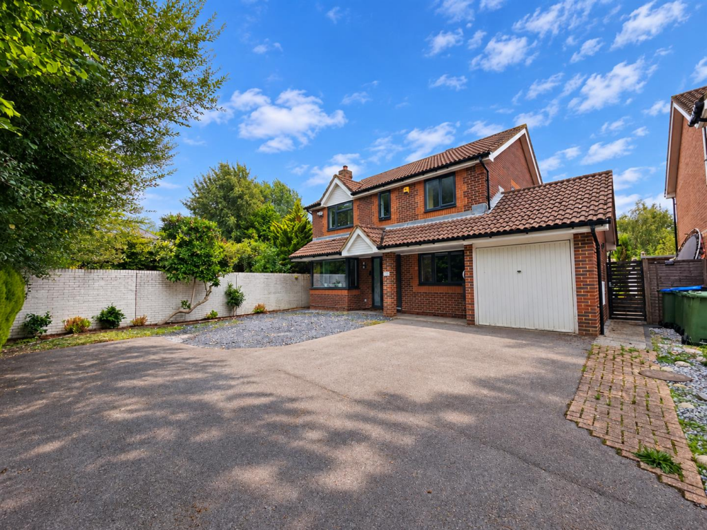 Main image of property: Tulip Gardens, Locks Heath, Southampton