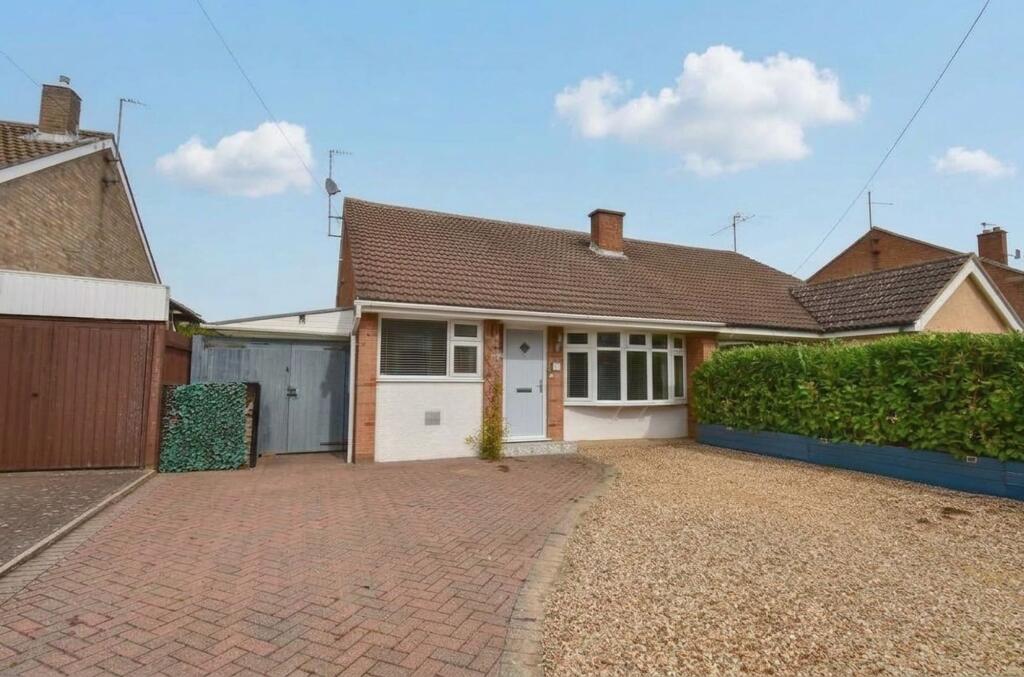 Main image of property: Portland Close, Bedford, MK41
