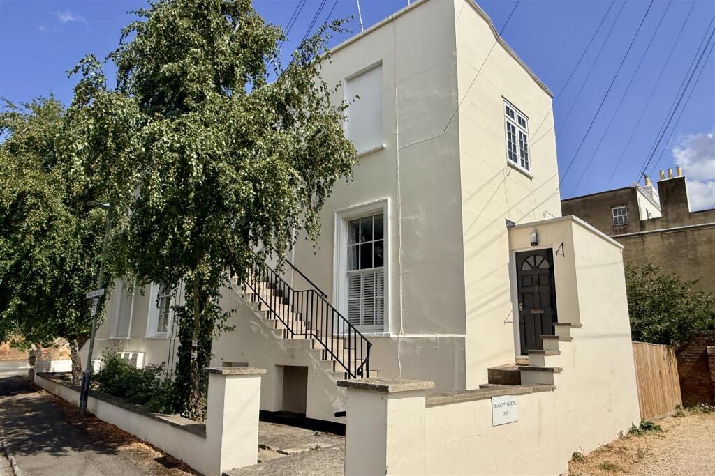 Main image of property: Suffolk Road, Cheltenham
