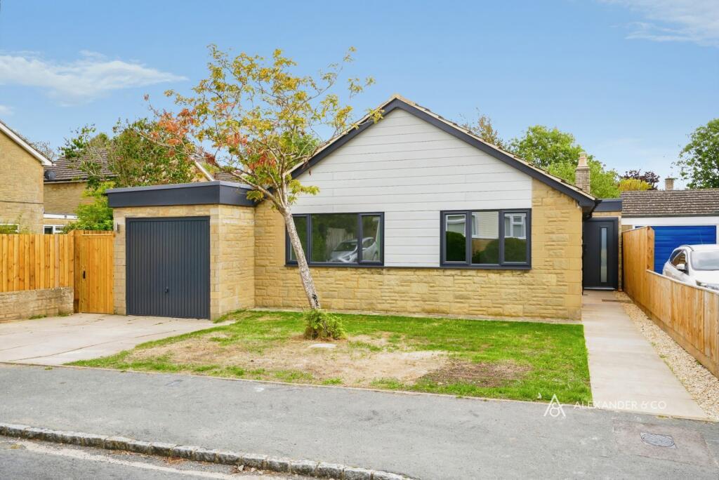 Main image of property: Orchard Rise, Chesterton, Bicester, OX26