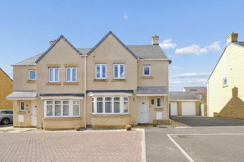 Main image of property: Mott Close, Witney, OX29