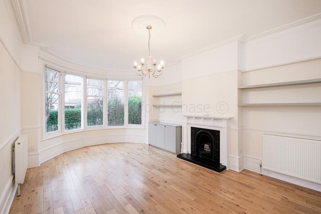 Main image of property: Elms Avenue, Muswell Hill, N10