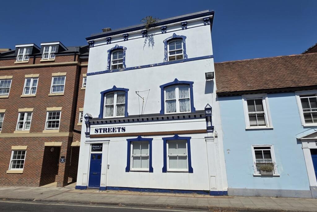Main image of property: East Street - Havant - Unfurnished