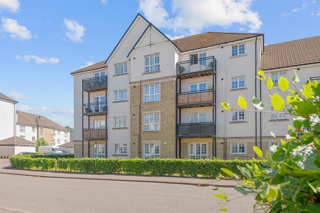 Main image of property: Crown Crescent, Kinnaird, Larbert, FK5 4XP
