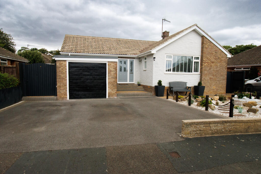 Main image of property: Wharfedale, Filey