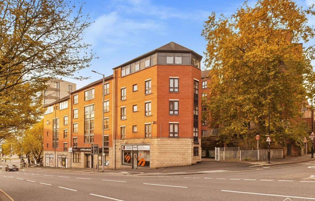 Main image of property: Chardlace Walk, Nottingham, NG1