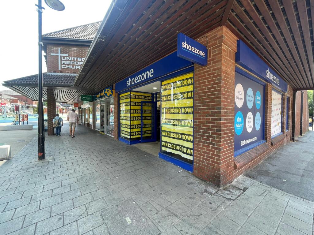 Main image of property: Unit 1, 436-442 Bitterne Road, Bitterne, Southampton, SO18 5EF