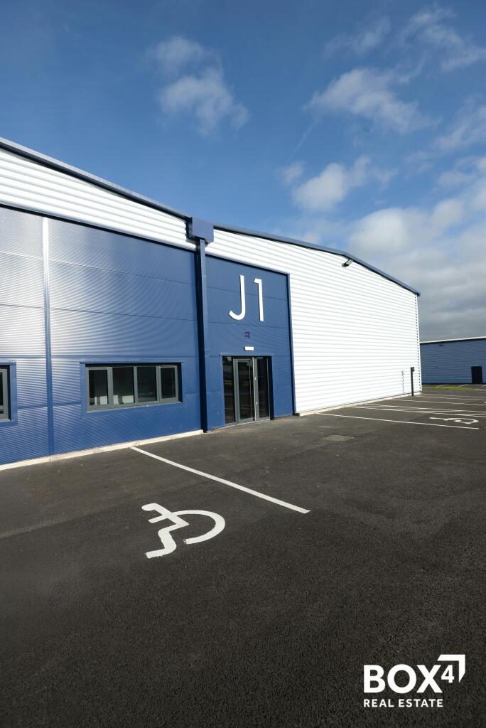 J1 3.jpg