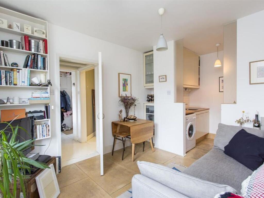 Main image of property: Gibson Gardens, London, N16