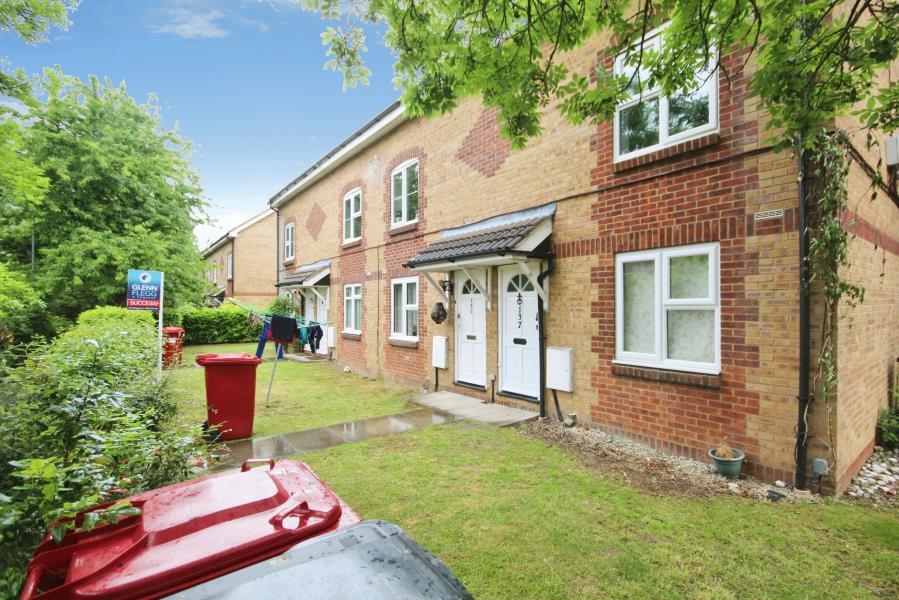 Main image of property: ***LET AGREED*** Maplin Park, Langley
